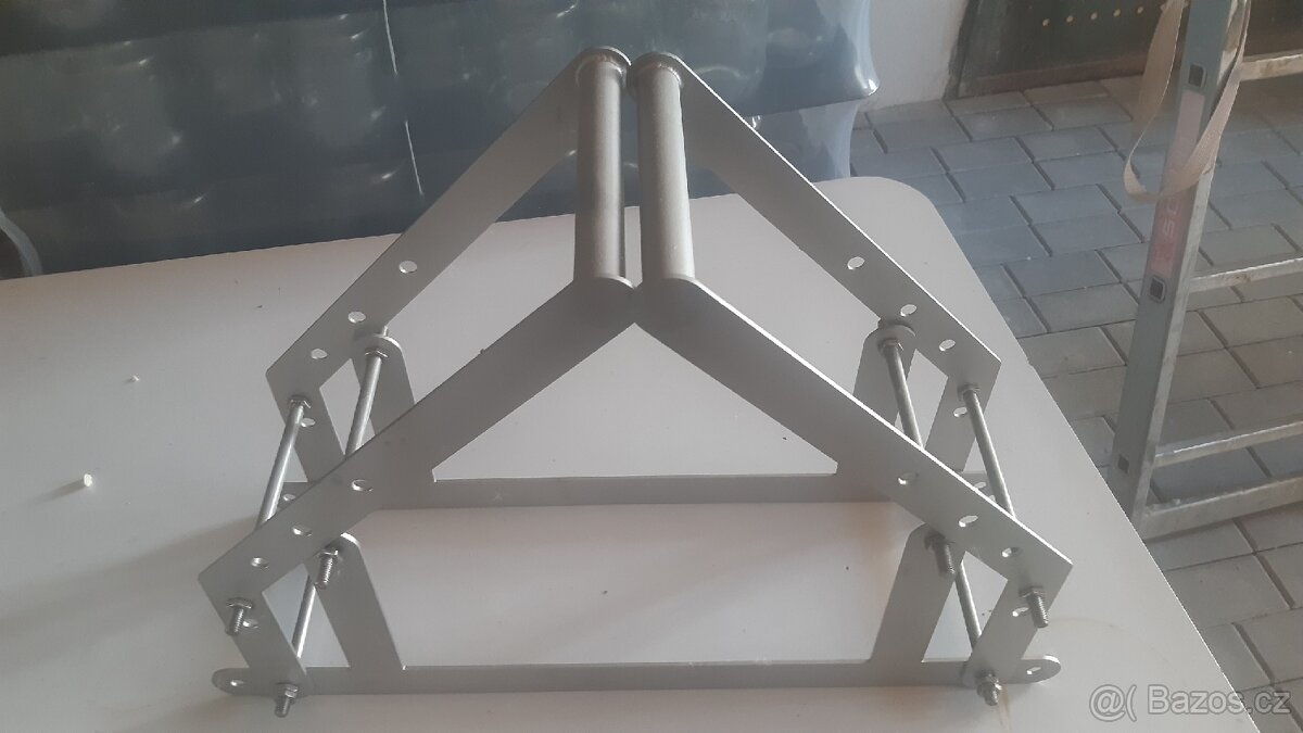 Kleště Baze alfa - 2