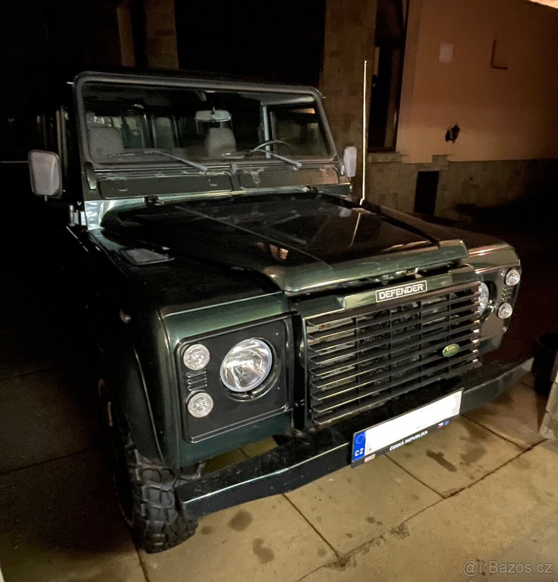 Land Rover Defender 90 / 110 pevnostní nárazník - 2