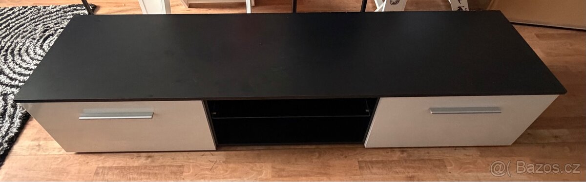 Televizní stolek - 2