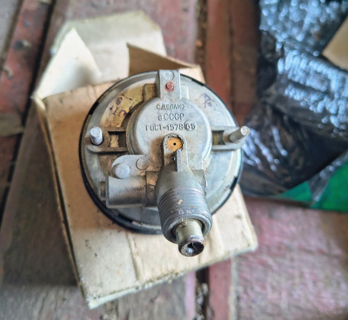 Originální nové tachometry - 2