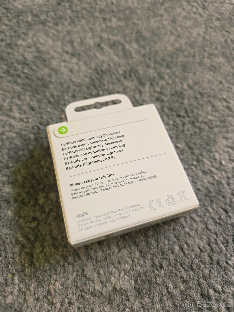 Apple EarPods s Lightning konektorem (nové, zabalené) - 2