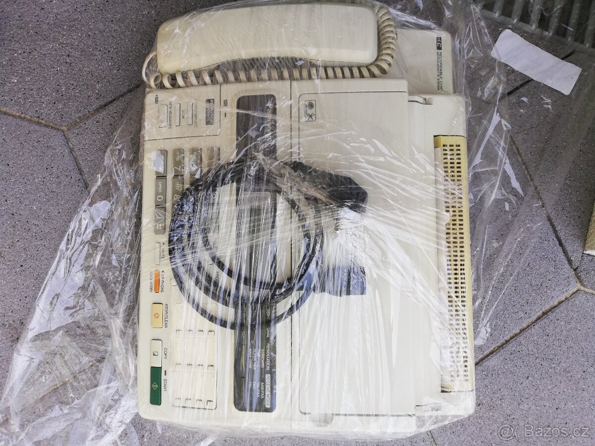 Panasonic KX -F2130BX /telefon + fax+ záznamník/ - 2