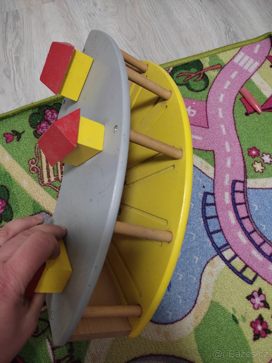 Dřevěná vláčkodráha - 2