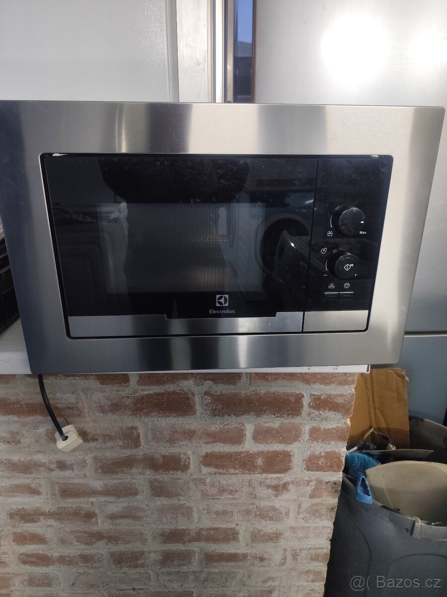 Mikrovlna trouba Electrolux - 2