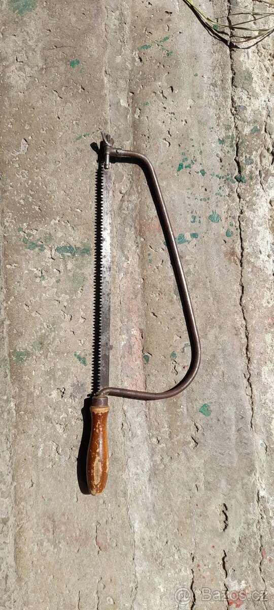 Oblouková pilka retro - 2