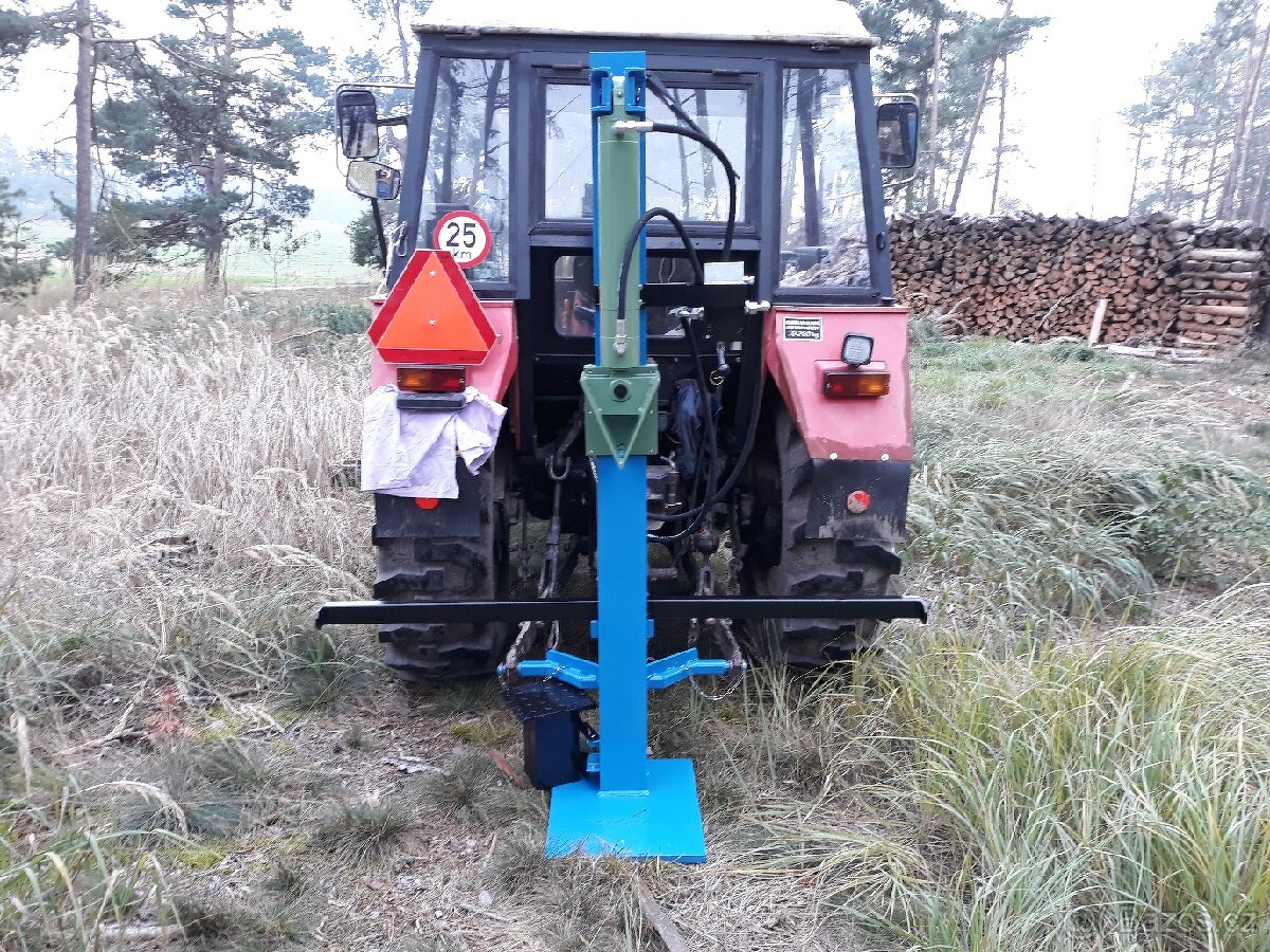 ŠTÍPAČKA ZA TRAKTOR - 2