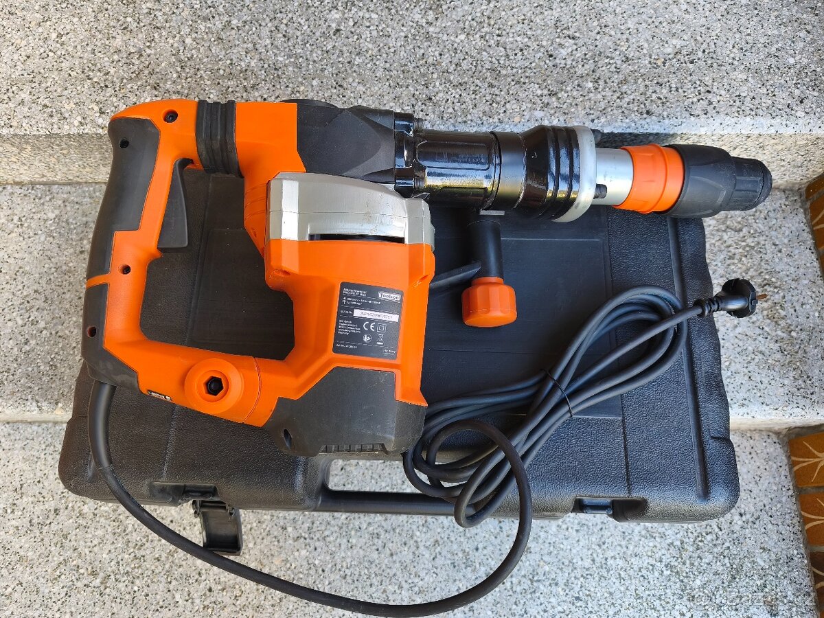 Prodám VELKÉ bourací kladivo Toolson PRO-HM 27 MAX -32 J... - 2