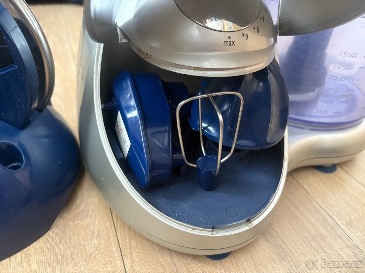 Kuchyňský multifunkční robot - 2