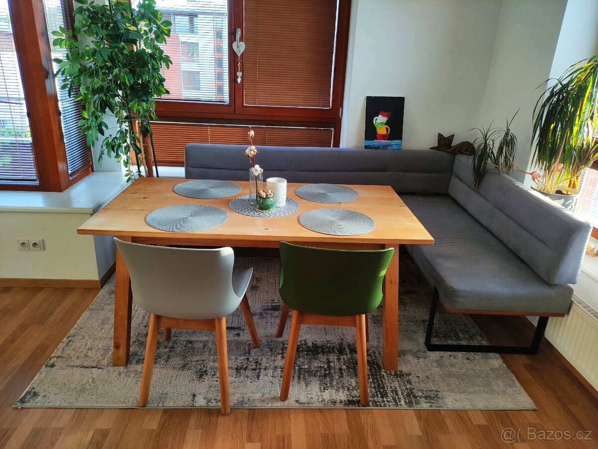 Krásný dubový jídelní stůl 160x90 cm - 2