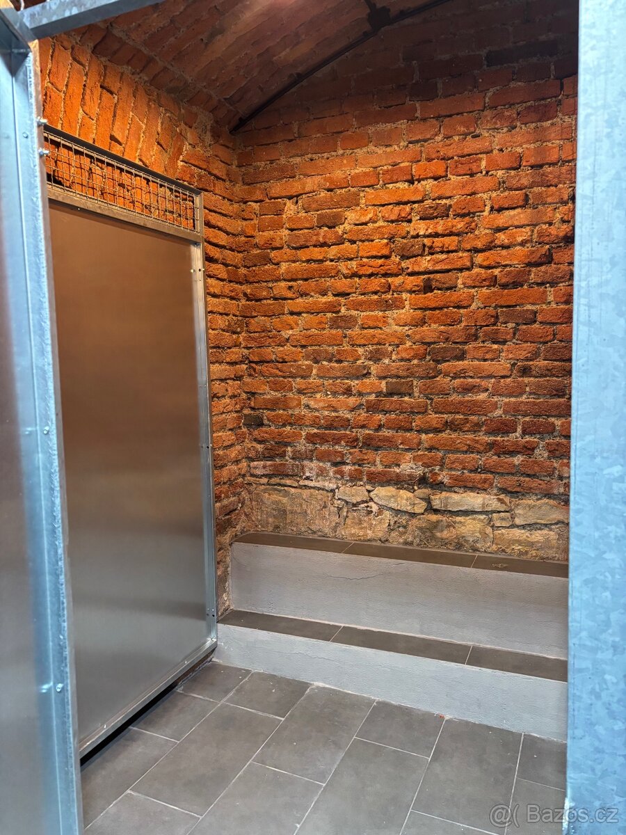 Pronájem sklepní kóje - 2