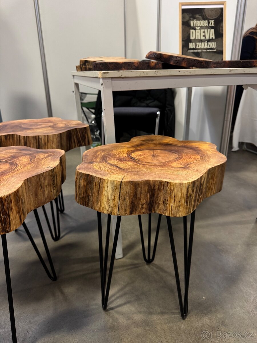 Konferenční stolek z masivu - 2