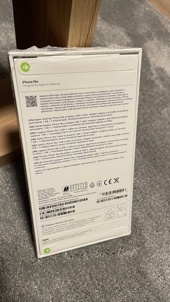 Nerozbalený iphone 16e 128gb bílý - 2