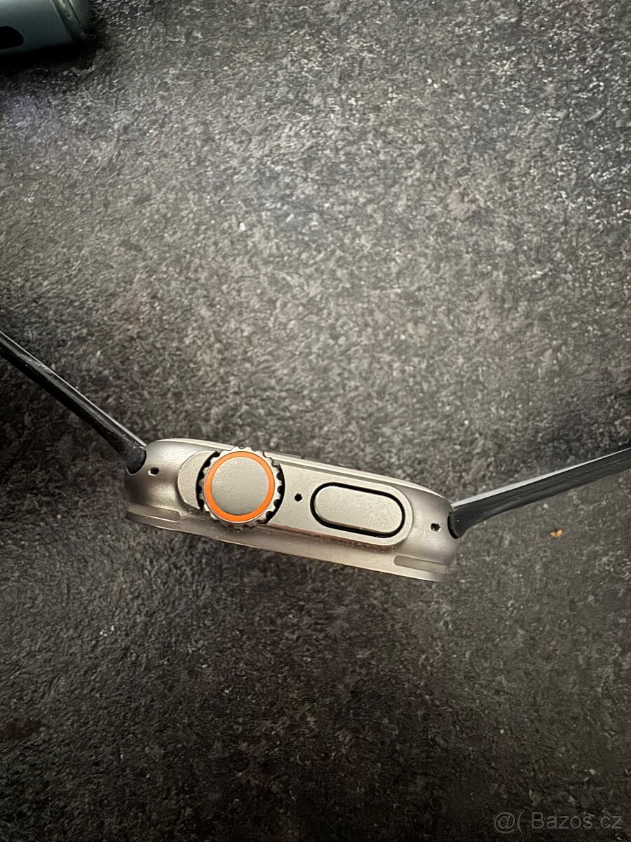 Apple Watch Ultra 1 - 2