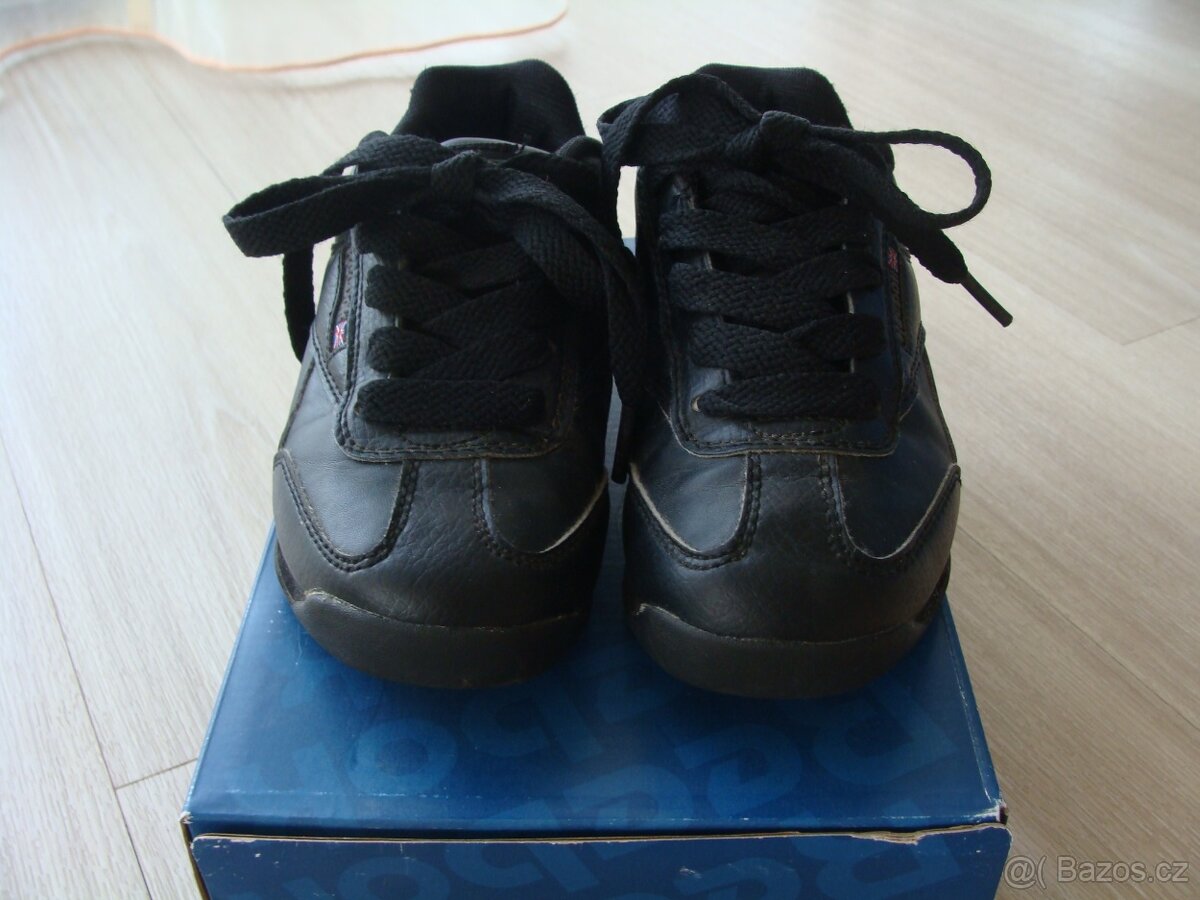 Kožené boty zn. Reebok, vel.28 - 2