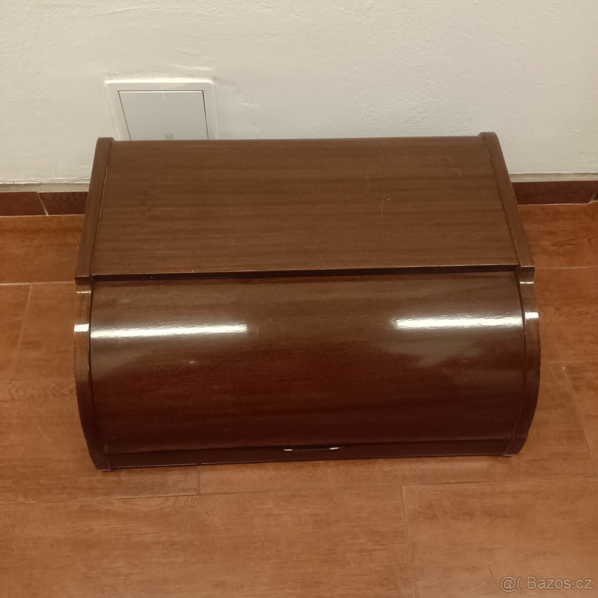 Gramofon , gramofonová skříň - 2