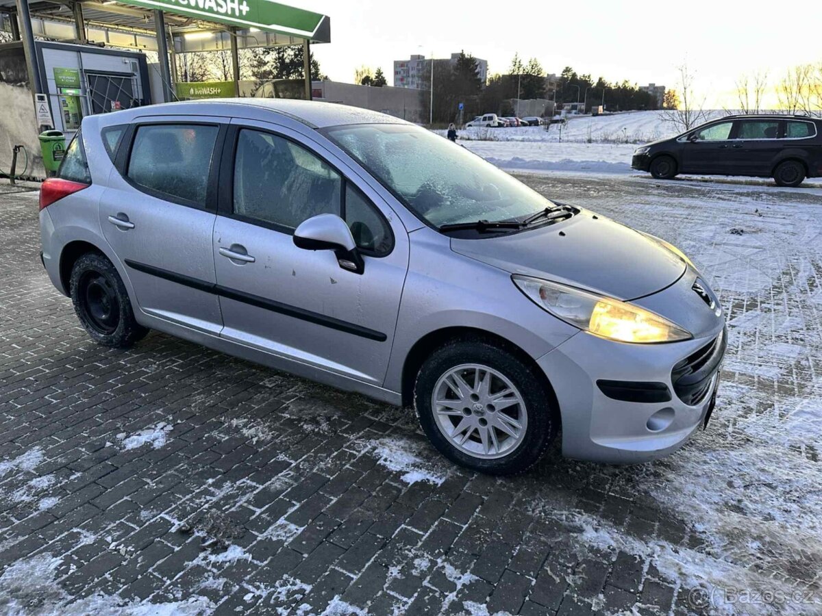 Peugeot 207 - 2
