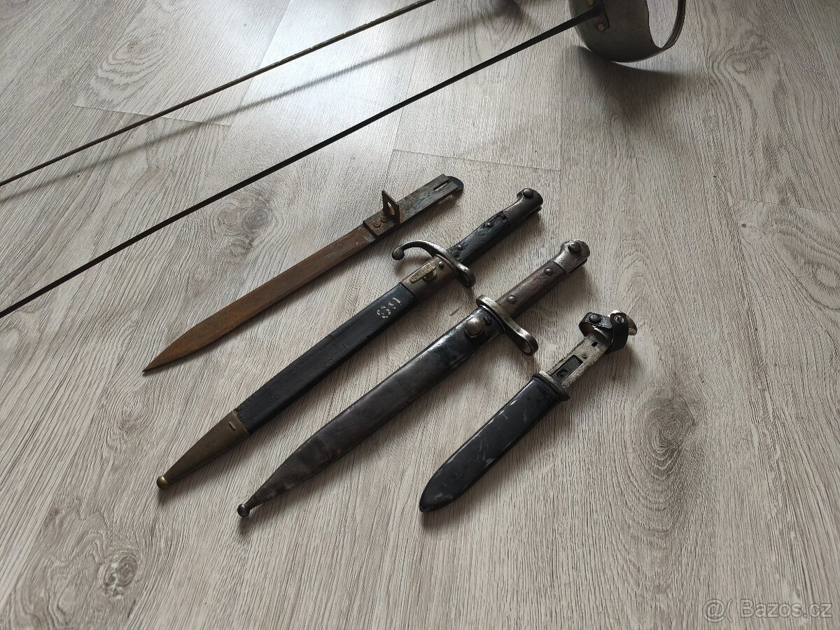 staré bodáky a kordy - 2