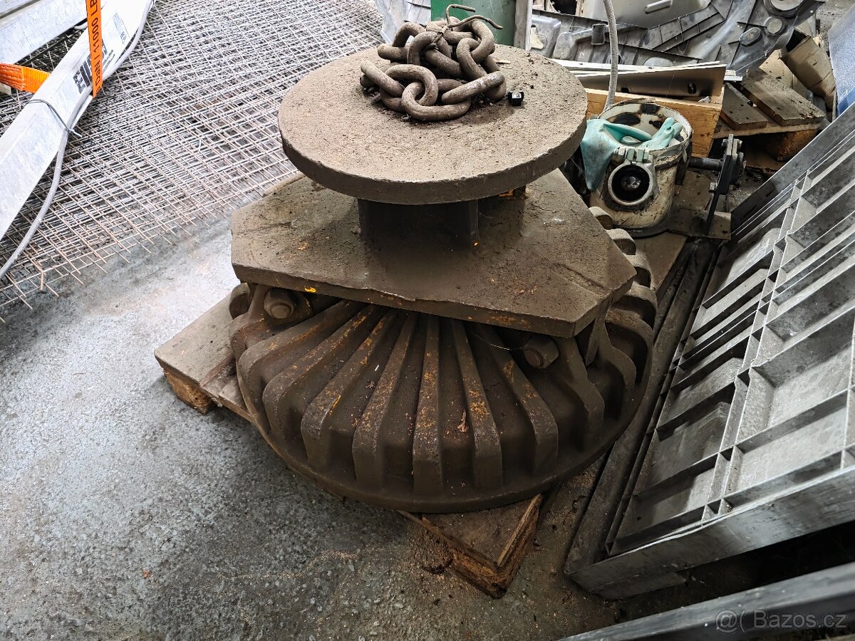 Závěsný kruhový elektromagnet pro kovošrot - 2