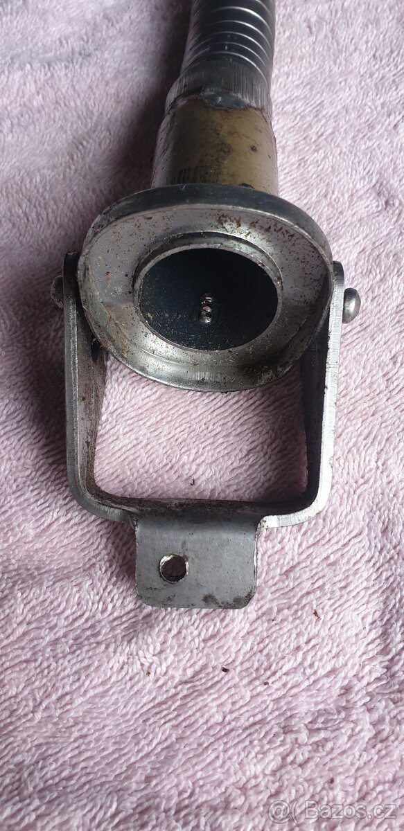 Kovova nalevka na kanystr - 2