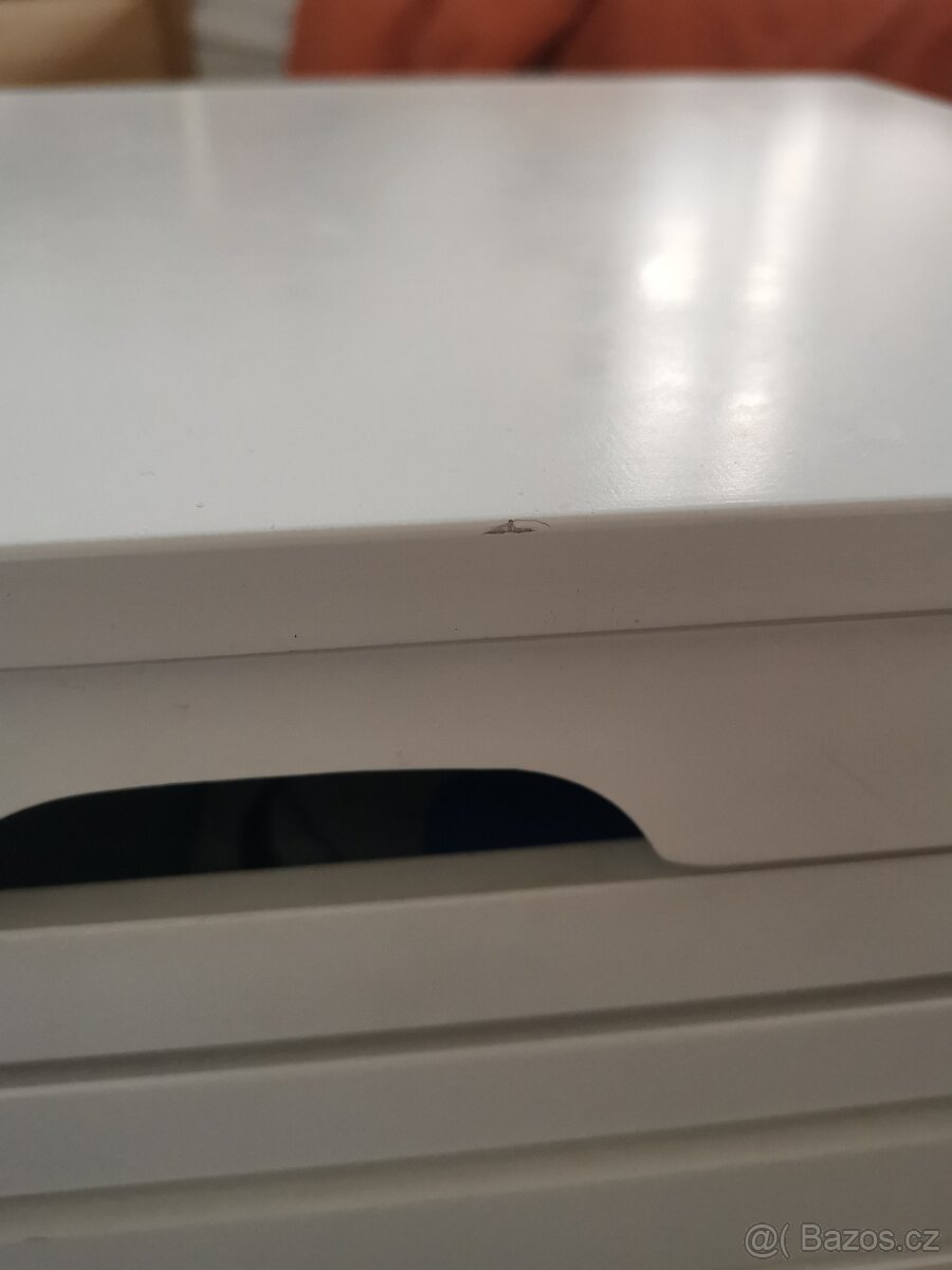 JYSK noční stolek - 2