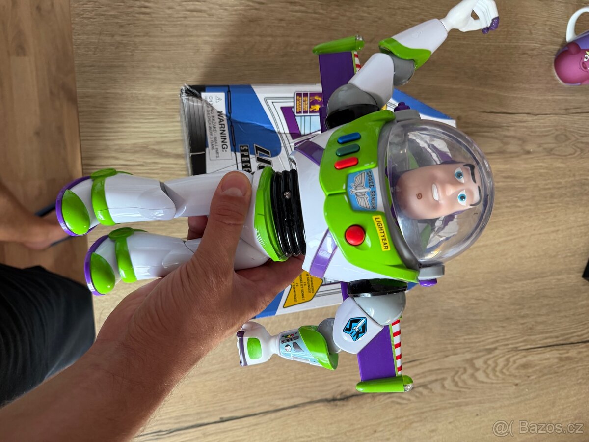 Buzz Rakeťák / příběh hraček - 2