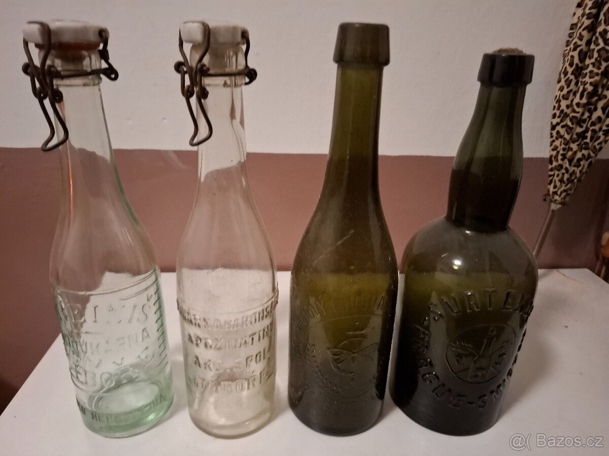 Láhve od mineralek a pivni - 2