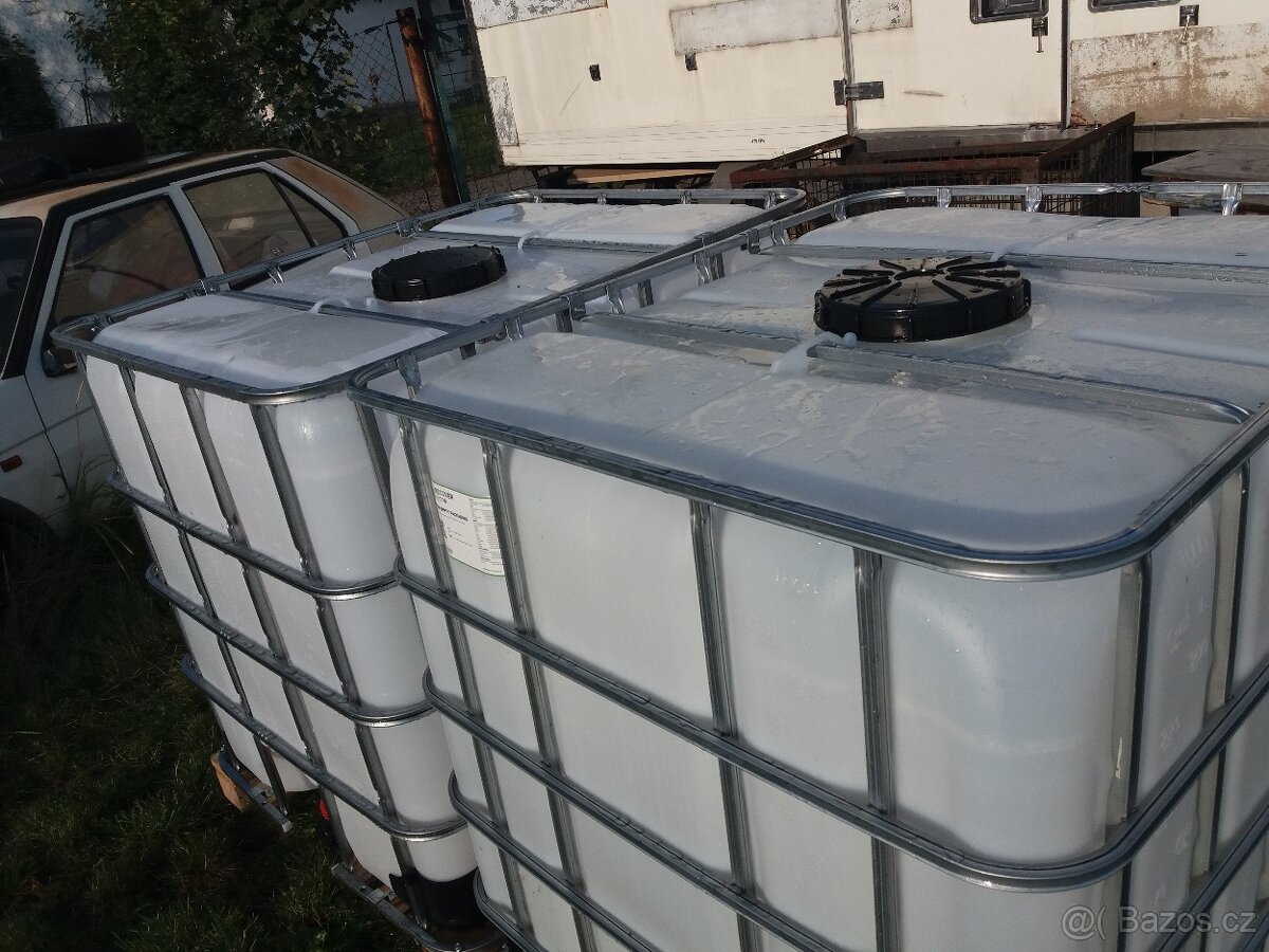 1000 litrové nádrže nové - 2