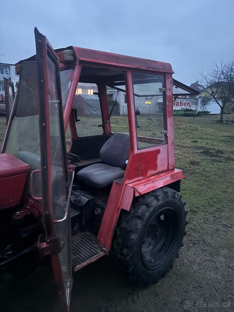 MT8 065 na díly - 2