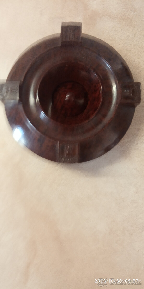 Bakelitový předmět - 2