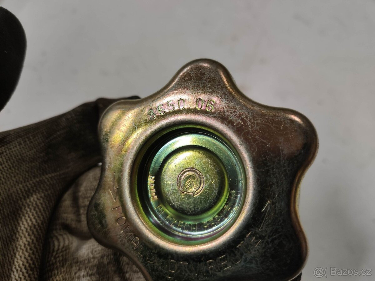 Víčko chladiče - 2