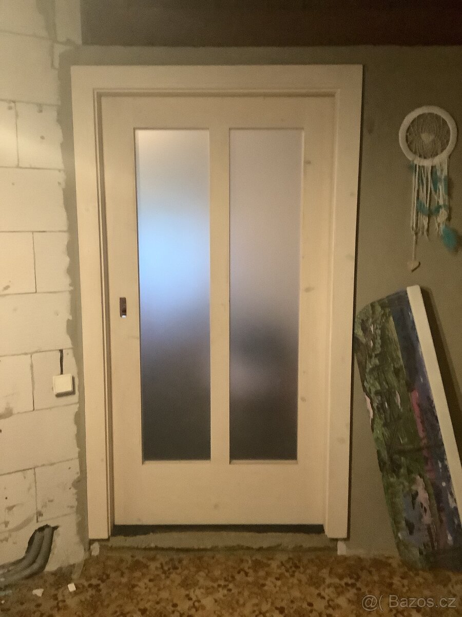 Nádherné masivní posuvné dveře - 2