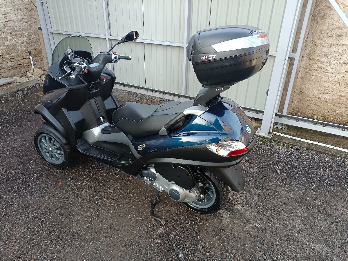 Piaggio mp3 125 Cz doklady v ceně - 2