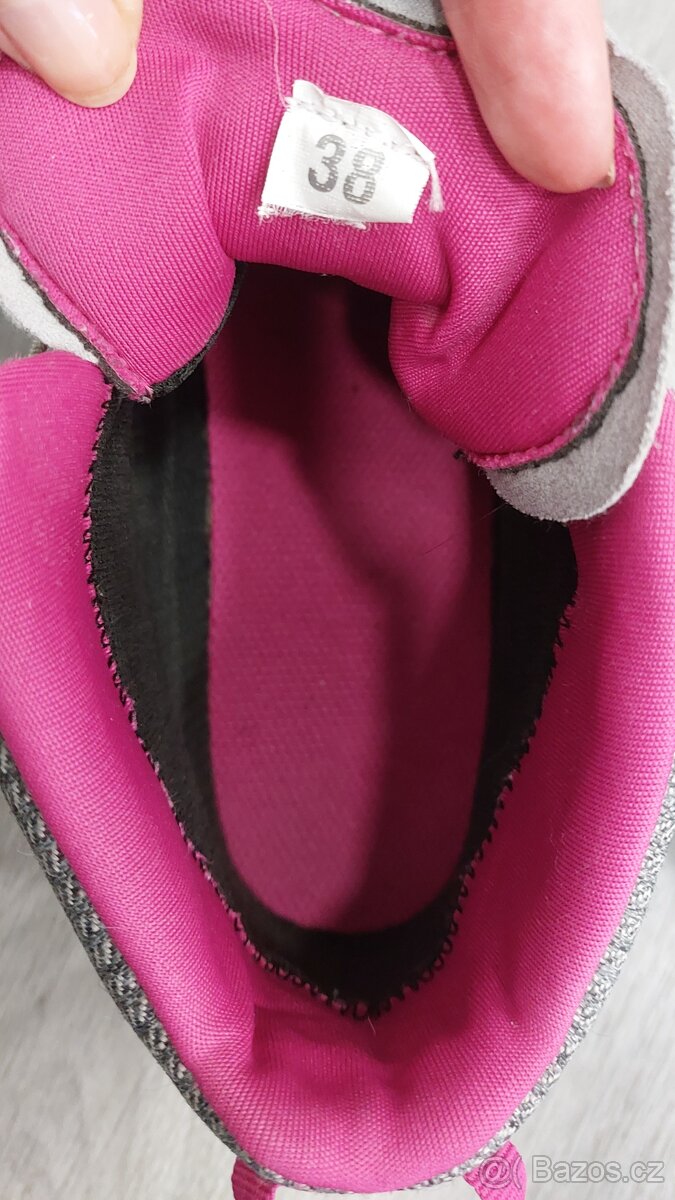 Turistické boty dívčí vel. 38 Decathlon - 2