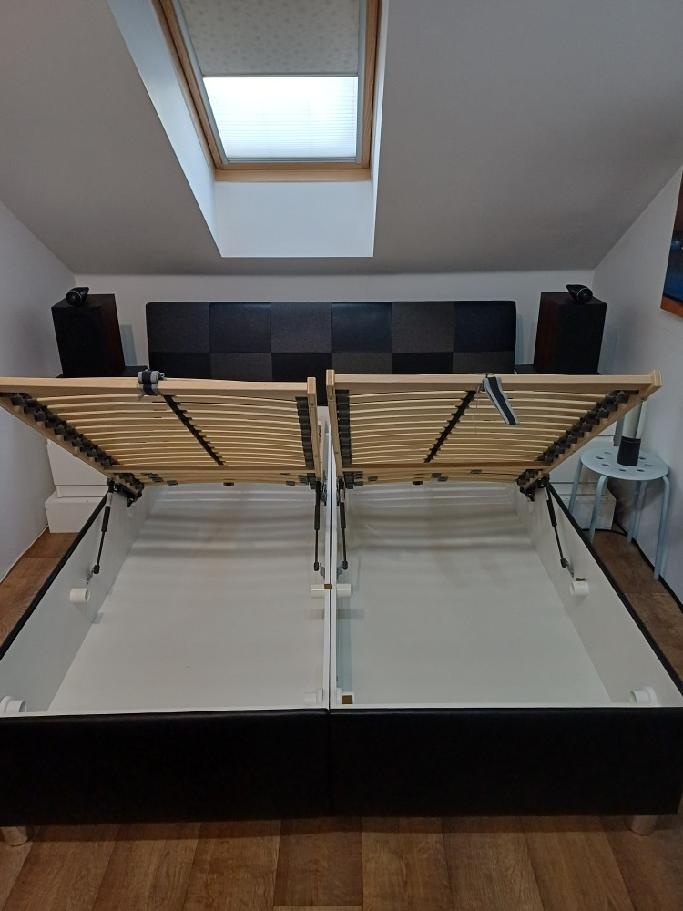 Prodám postel 160x200 včetně matrace - 2