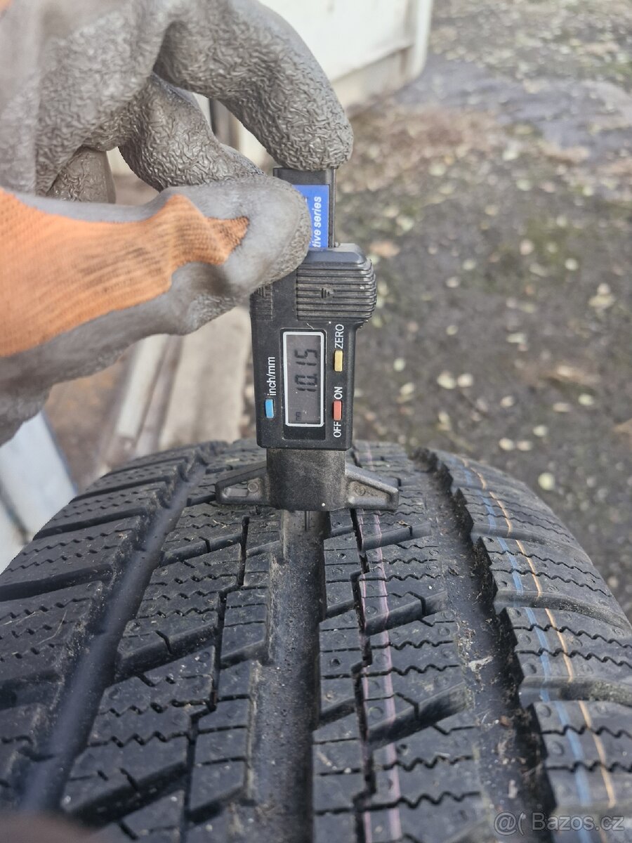 NOVÉ Zimní Barum 215/65r16 c - 2