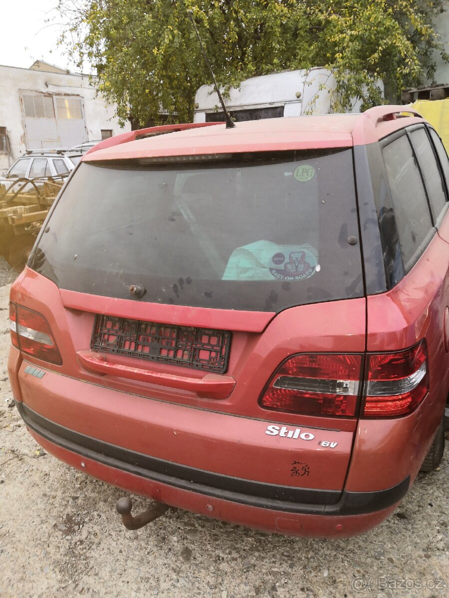 Fiat Stilo 1,6 16V combi: rozprodám na ND - 2