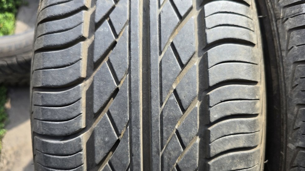Letní pneu 195/60/15 Hankook - 2