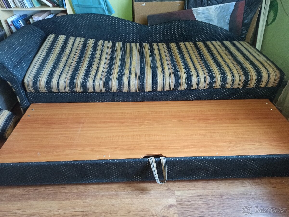 Rozkládací gauč - 2