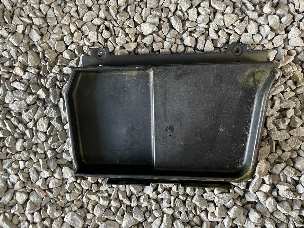 Kryt/plast baterky E46 - 2