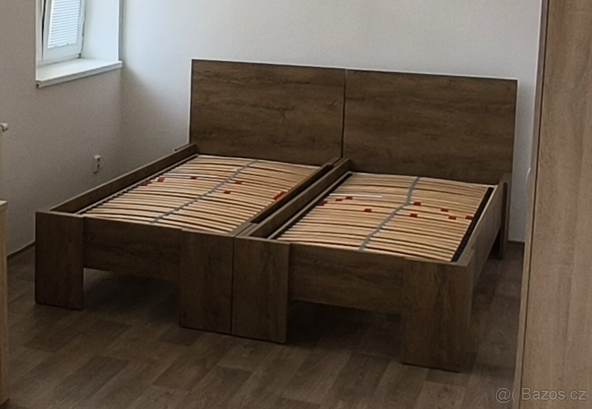2x moderní dřevěná postel - 2