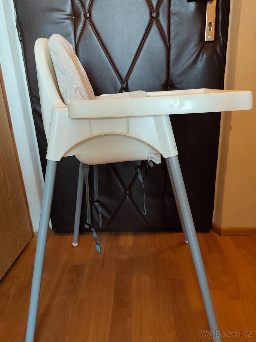 Dětská jídelní židlička - 2
