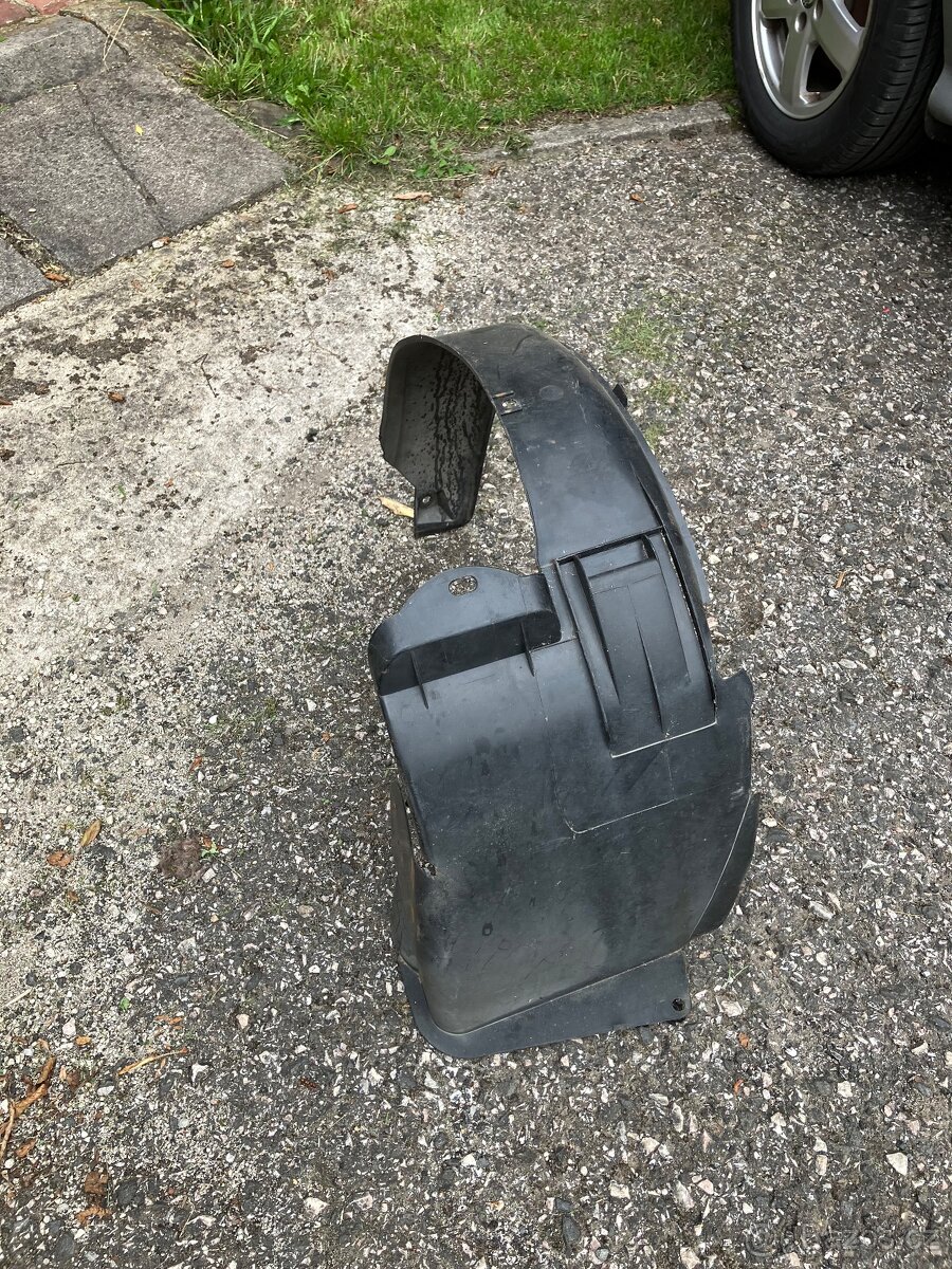 Podběh kola Peugeot 106 - 2