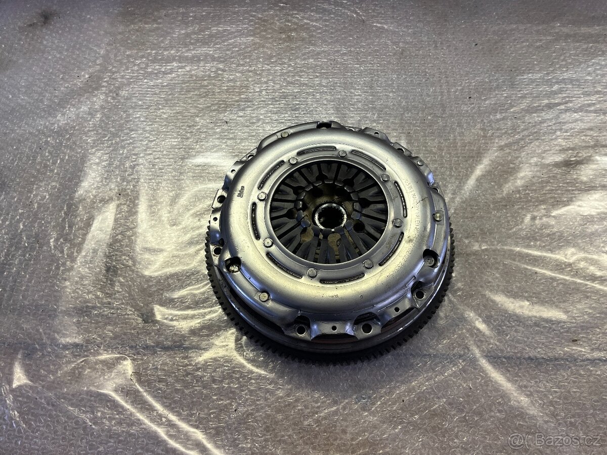 KOMPLETNÍ SPOJKOVÁ SADA VALEO C0704075, 2.0D BMW E90,91,X3.. - 2