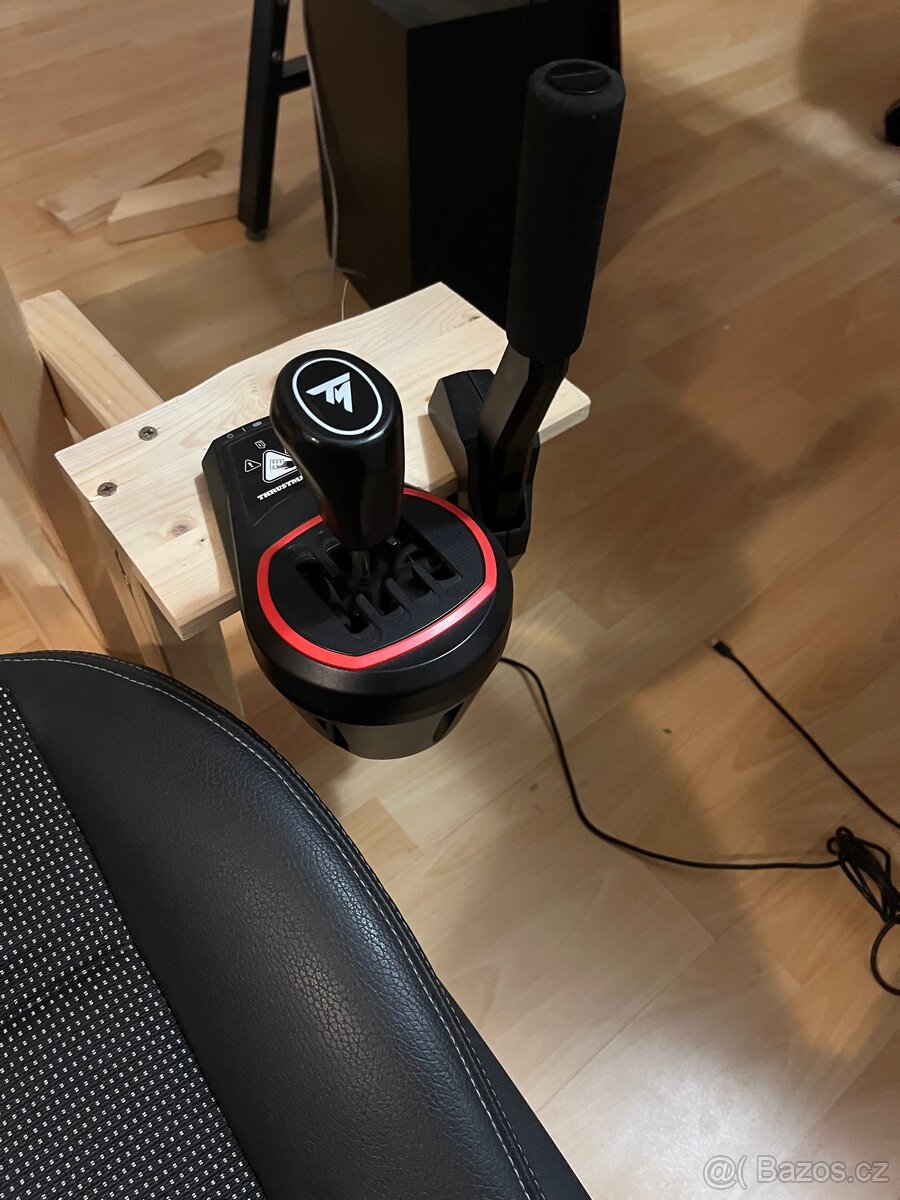Thrustmaster TX + Thrustamster TH8S - 2