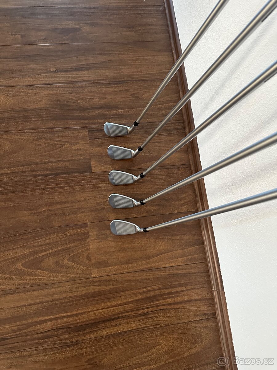 Prodám set želez Nike, P-6, shaft tuhosti R - 2