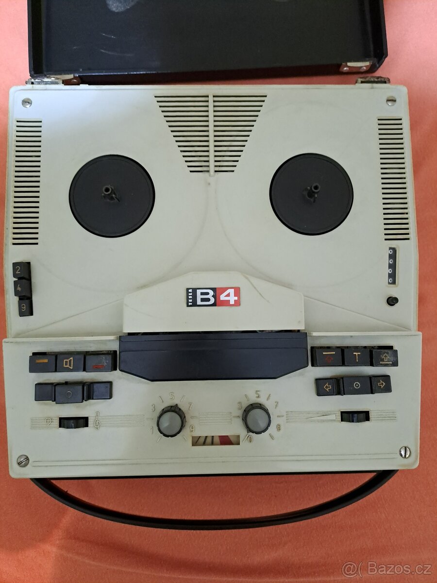 Magnetofon Tesla B4 - 2