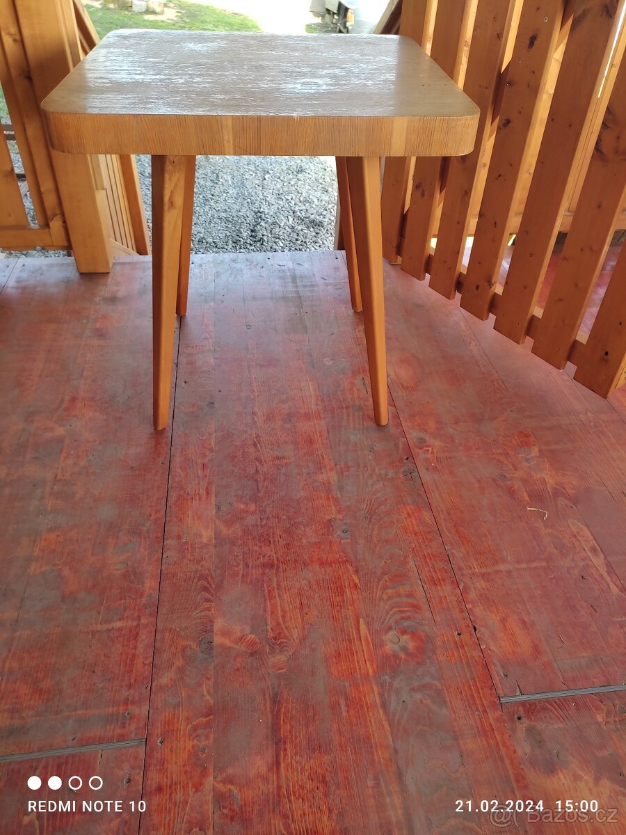 Konferenční retro stolek - 2