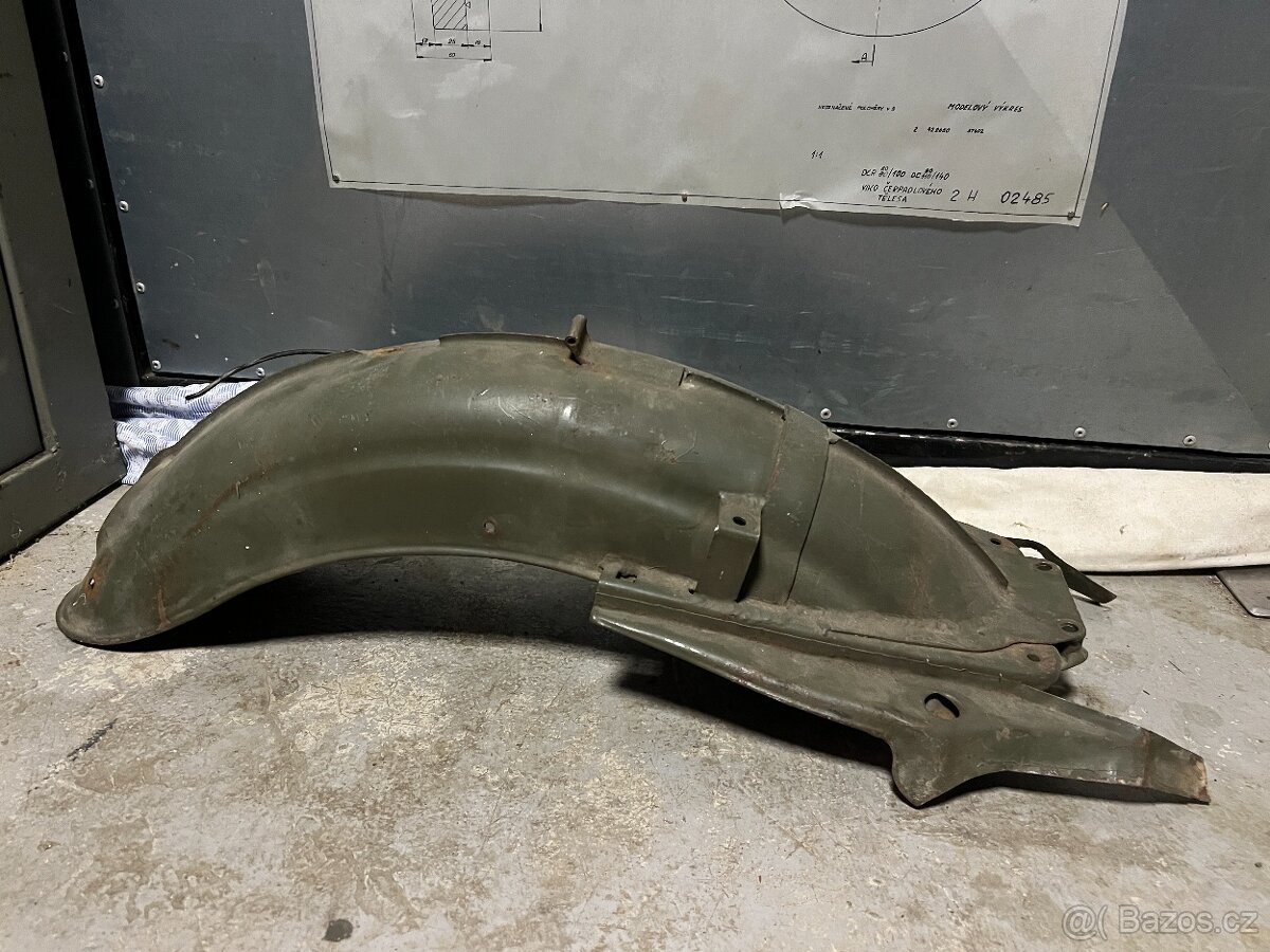 Zadní blatník ze švéda/libeňáka - 2