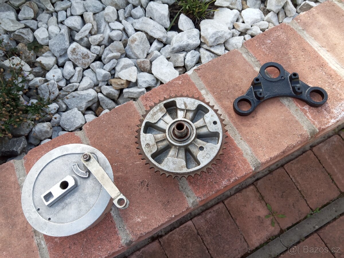 Štít zadního kola Jawa, ČZ nepoužité, uloženka - 2