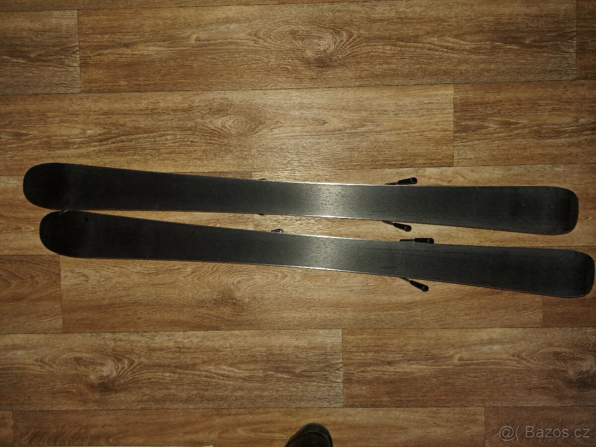 Prodám dětské lyže Head délka 107 a lyžáky Nordica 220-235 - 2